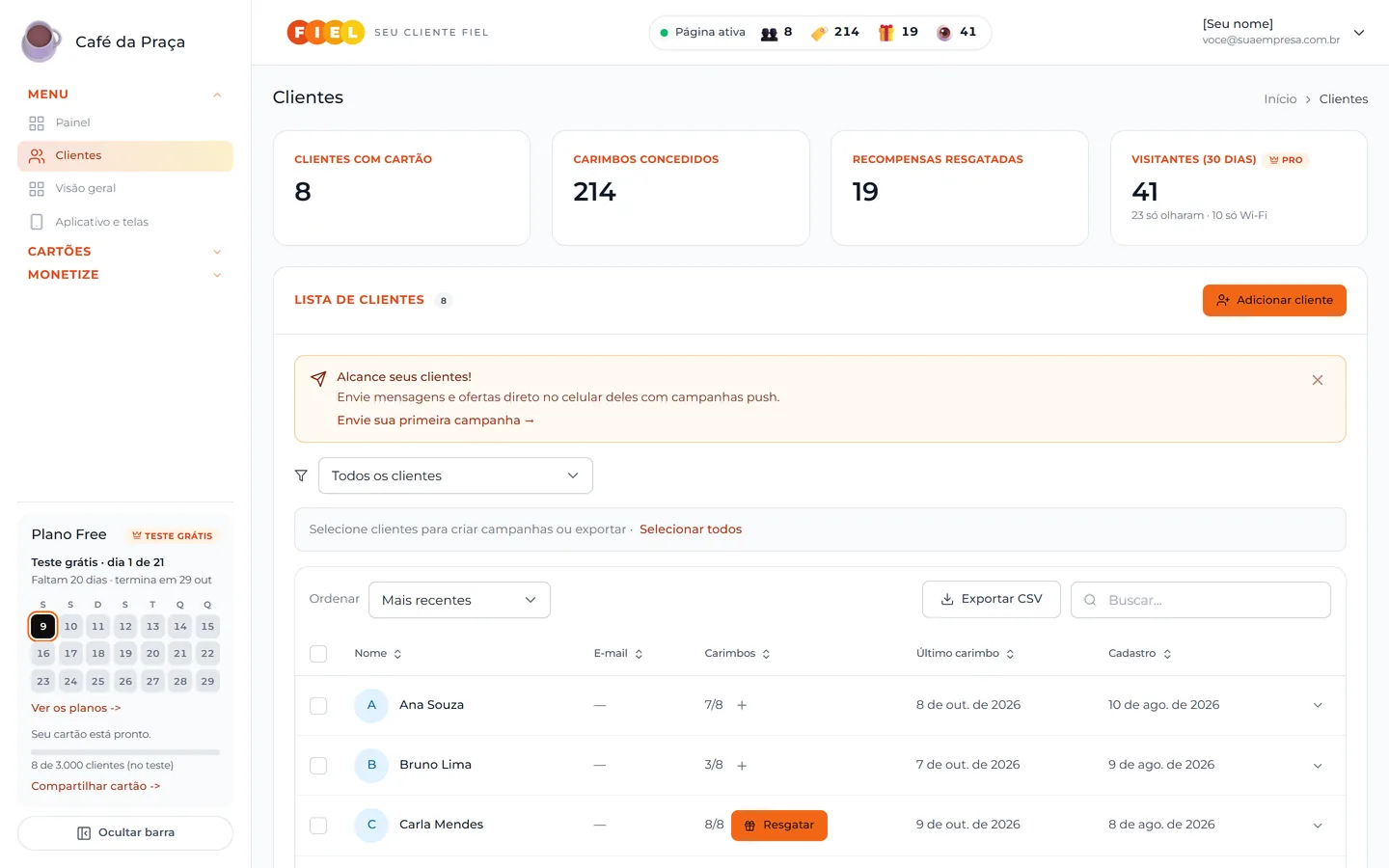 Painel com lista de clientes e carimbos